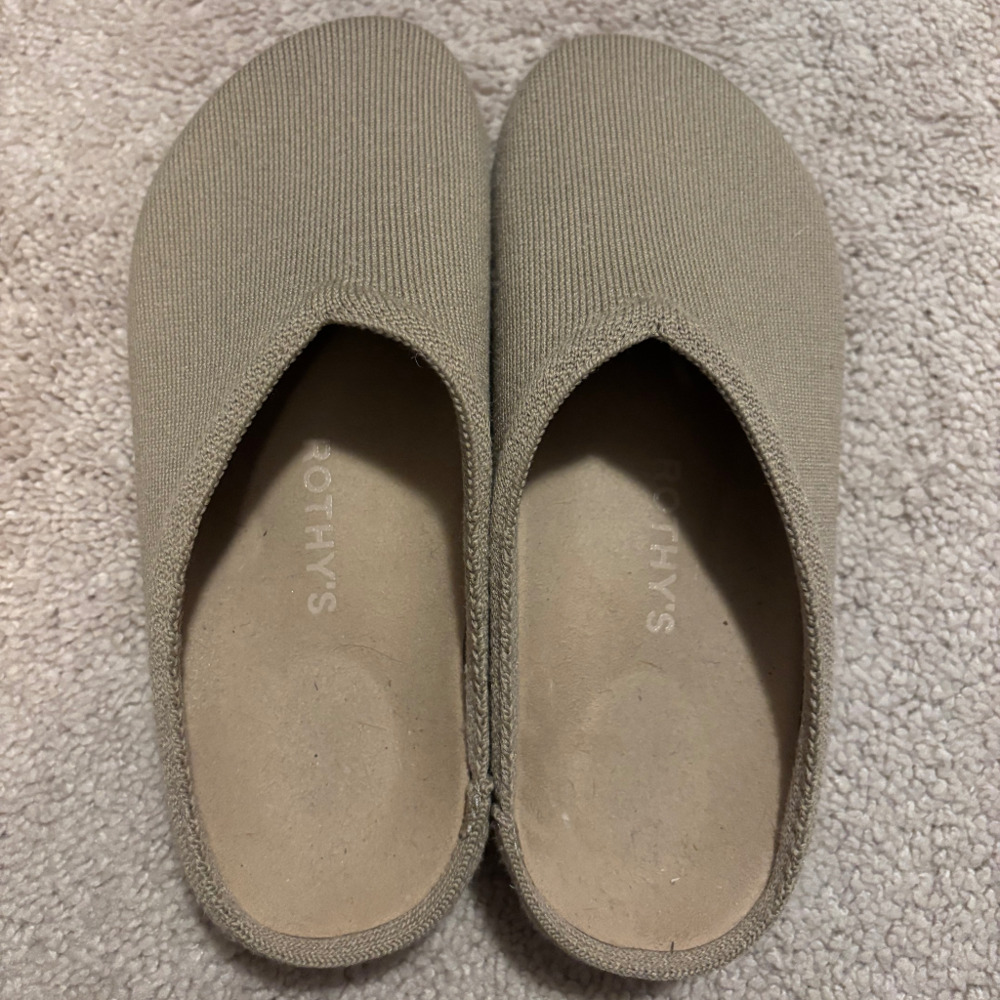 Rothy’s clogs size 6